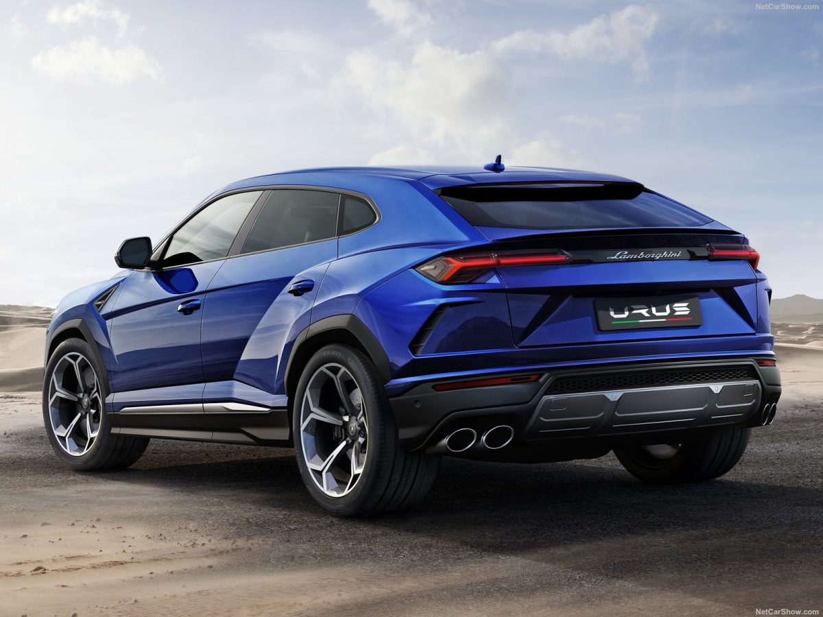 lamborghini-urus-2019-1600-09-1200x1200.jpg