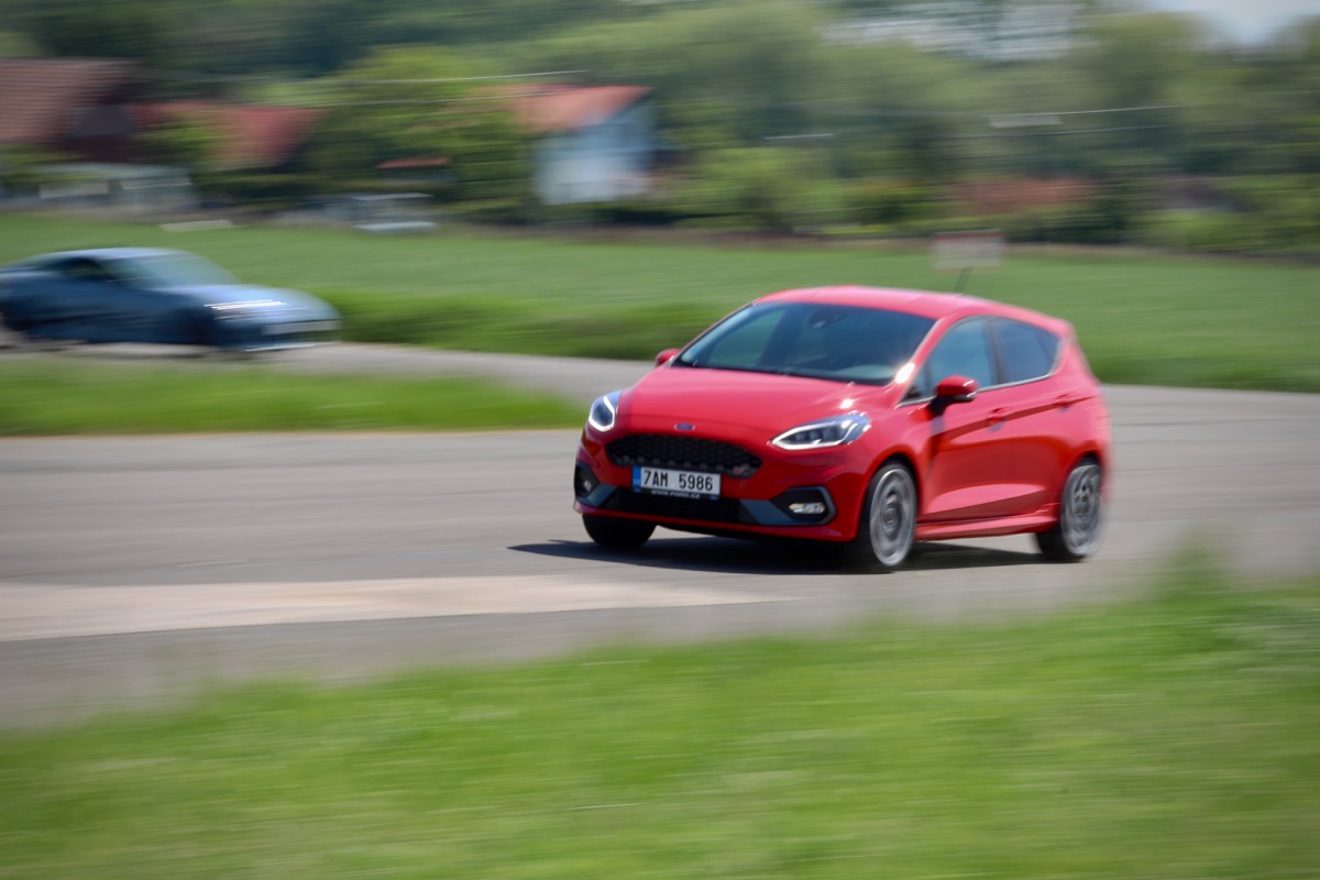 test-ford-fiesta-st-autoweb-nakupni-kosik-rs-hothatch-launch-control-led-auto-17.jpg