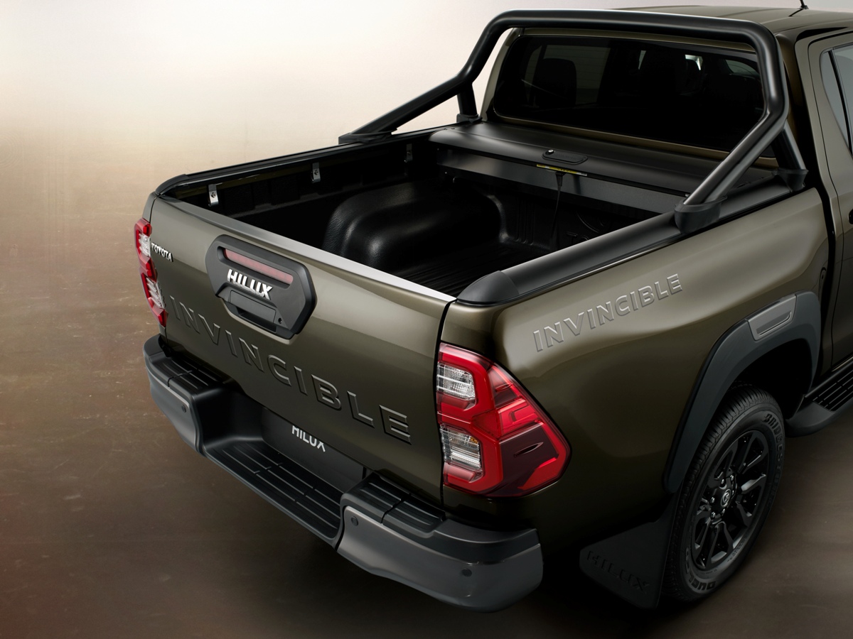 hilux_detail_roll_desk_4a_open_22.jpg