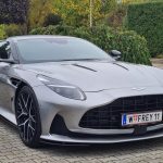 Aston Martin DB12 poprvé v Česku! Tradiční motor V12 nahradil ještě silnější osmiválec od Mercedesu s výkonem 680 koní