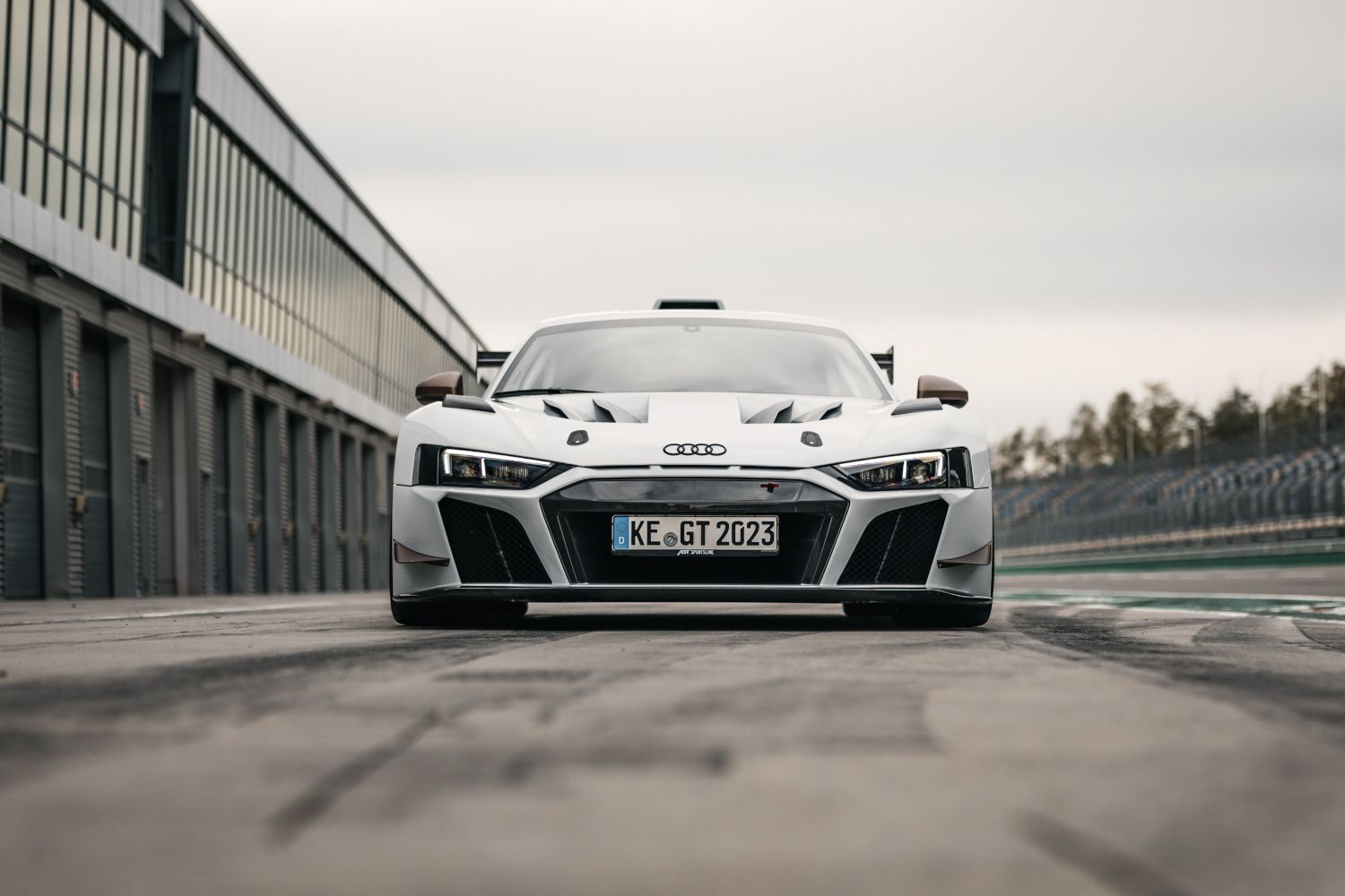 abt-r8-7.jpg