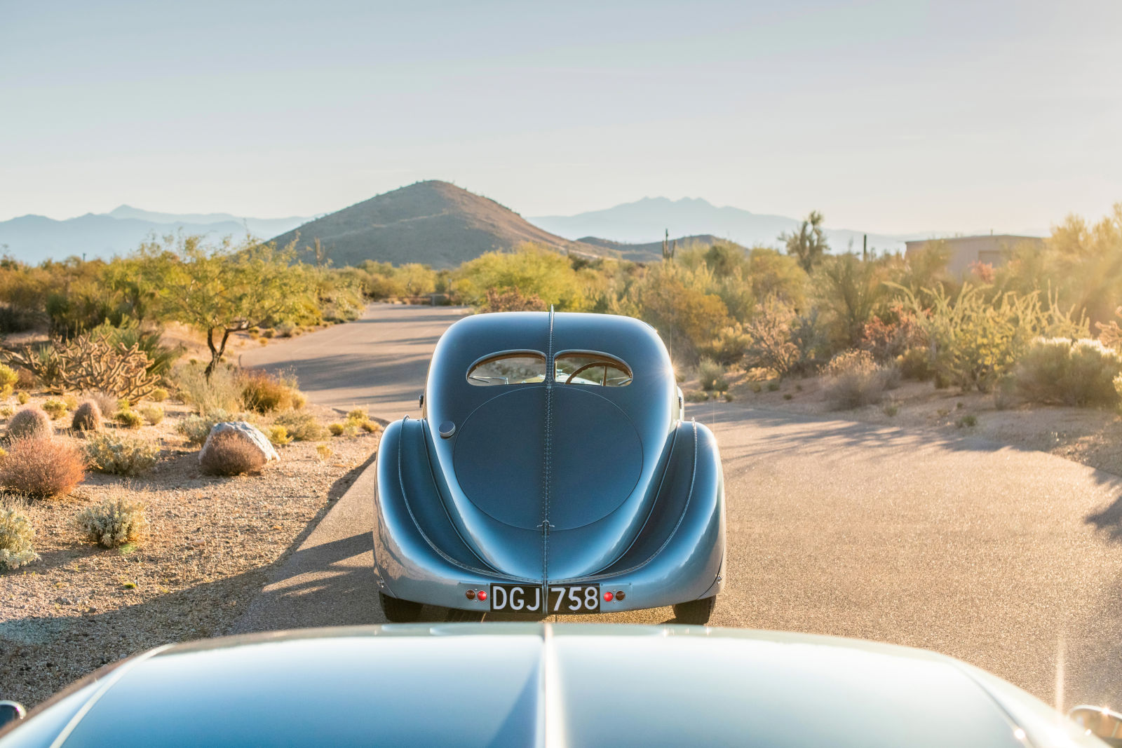 24-bugatti-css-type-57-1-0f-1.jpg