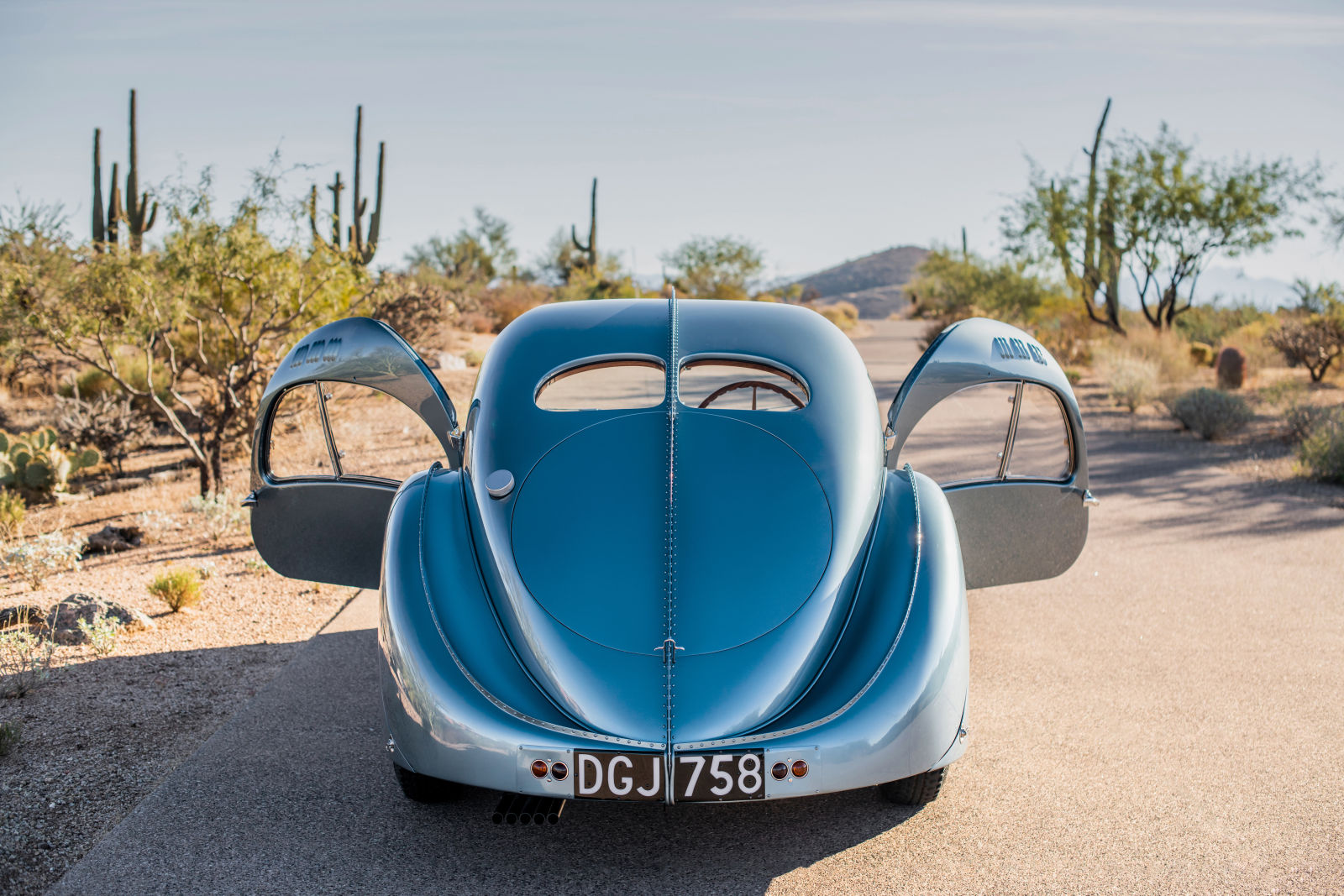 30-bugatti-css-type-57-1-0f-1.jpg