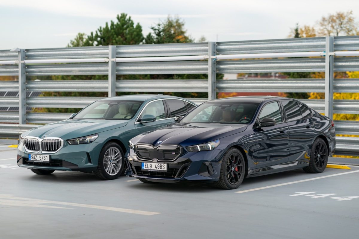 Ačkoliv se BMW řady 5 proměnilo, stále si drží svůj charakterní potenciál. Jeho elektrická verze je čistší, kdežto v dieselu cítíte uspokojivé staromilství