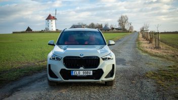 bmw-x1-plugin-16-352x198.jpg