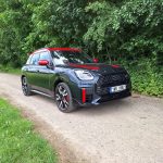 MINI Countryman s paketem JCW je hračka pro velké kluky