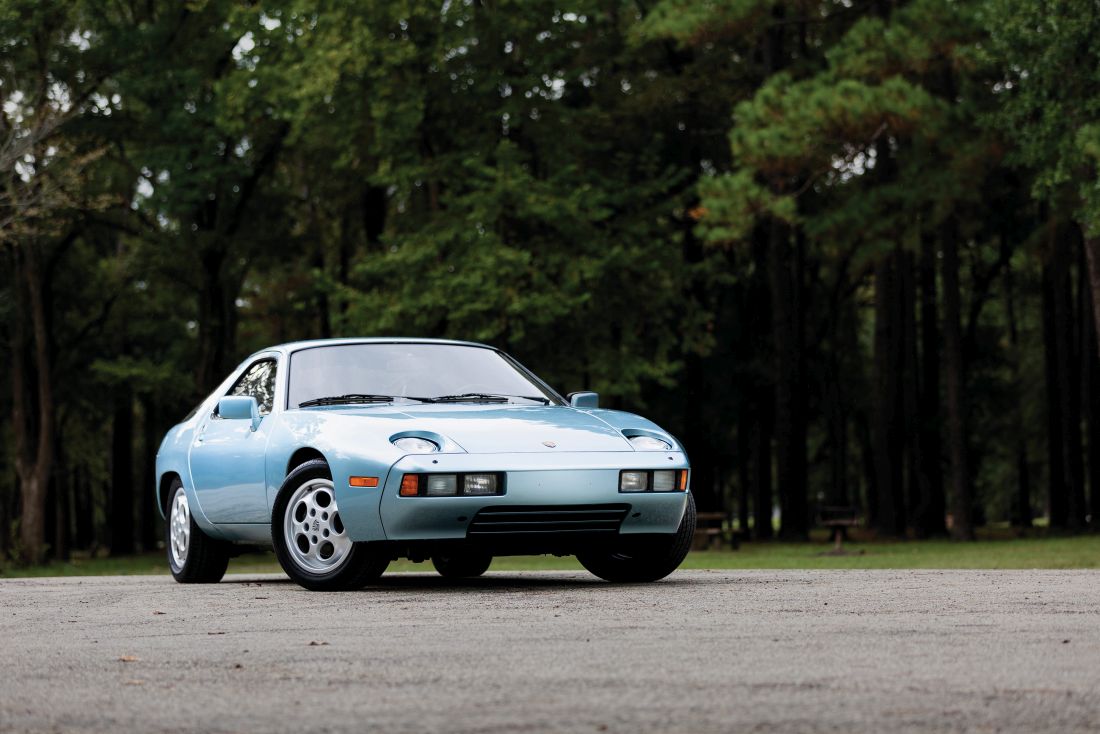 porsche_928_66.jpg