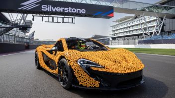 original-16715-lando-norris-takes-on-silverstone-circuit-in-a-life-size-lego-technic-mclaren-p1-2-352x198.jpg